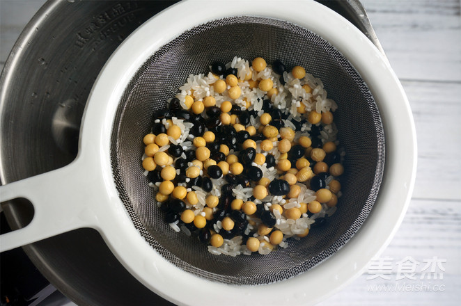 Black Bean Rice Soy Milk recipe