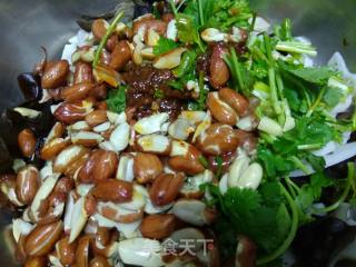 Fungus Mixed with Lotus Root Slices recipe