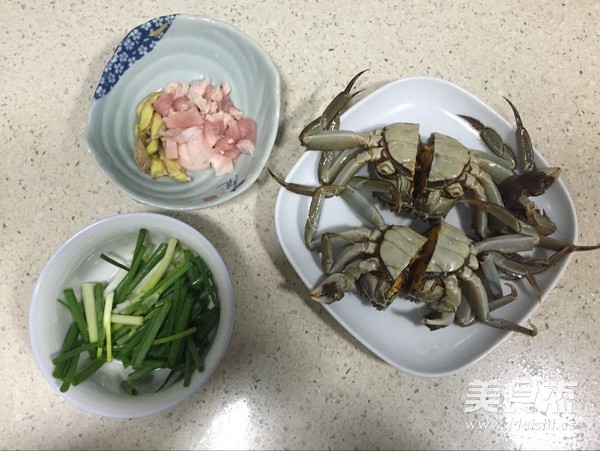 Grilled Hairy Crabs with Sakura Flavor recipe