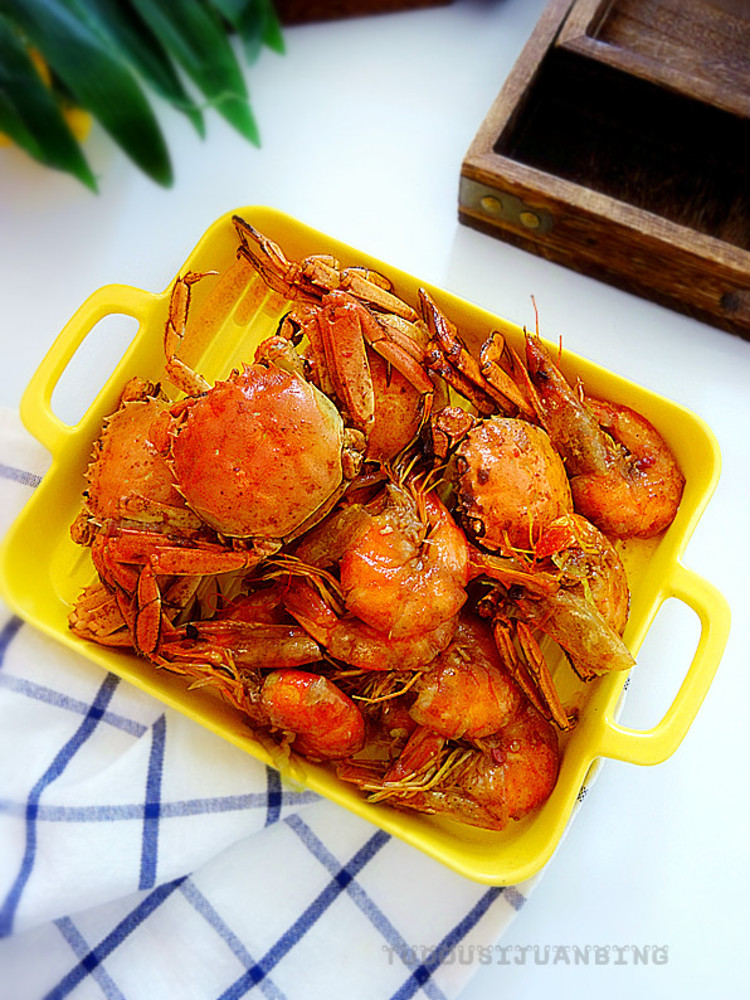 Spicy Fried Crab and Prawns
