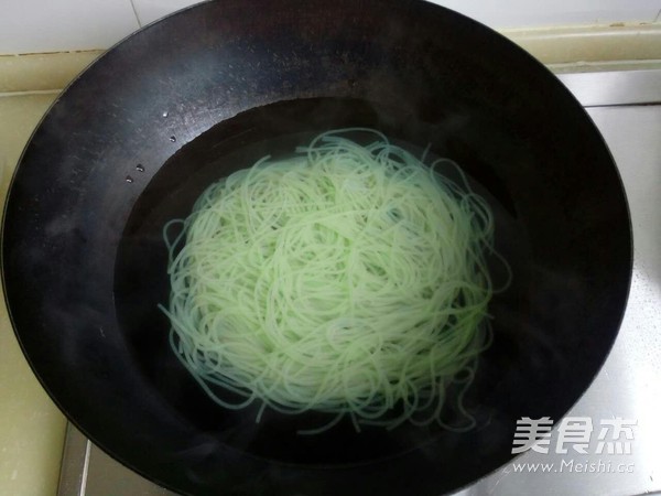 Covered Cold Noodles recipe
