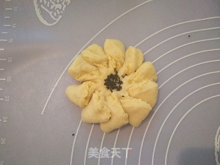 #四session Baking Contest and is Love to Eat Festival# Coconut and Flower Bread recipe