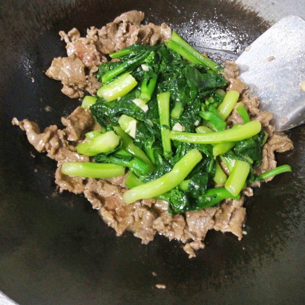 Sautéed Beef with Kale recipe