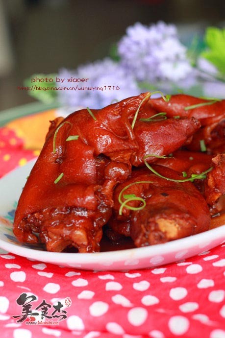 Braised Pork Knuckle with Fermented Bean Curd recipe