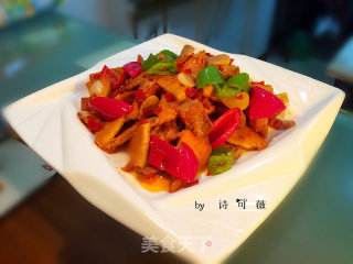 Homemade Small Stir-fry (fried Pork with Tofu) recipe