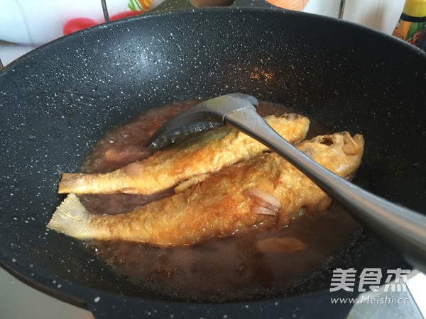 Braised Small Yellow Croaker recipe