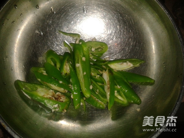 Stir-fried Mushrooms with Green Peppers recipe