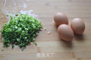 Scrambled Eggs with Wheat Celery recipe