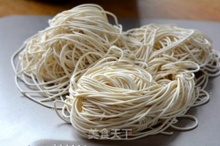 Spicy Three Ding Noodles recipe