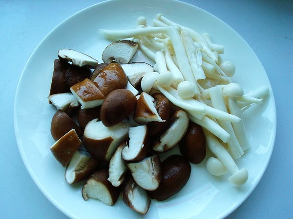 Boiled Double Mushroom recipe