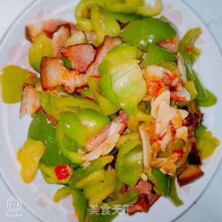 Stir-fried Bacon with Green Pepper recipe