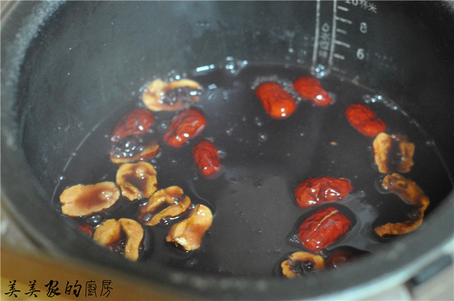 Three-meter Longan Porridge recipe