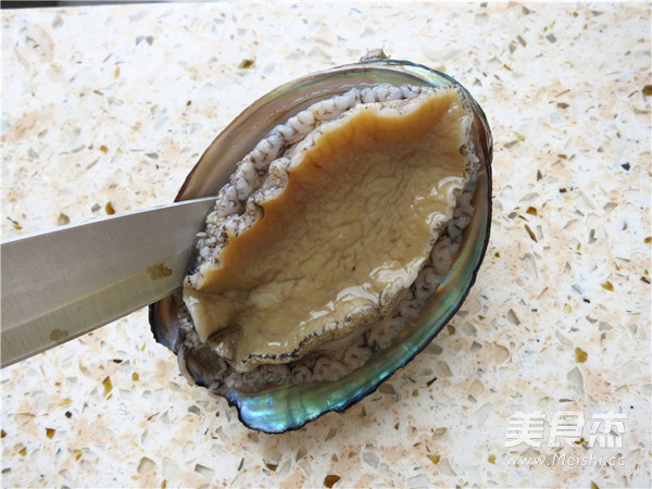 Steamed Abalone in Oyster Sauce recipe