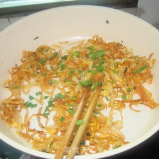 Curry Egg Fried Noodles recipe