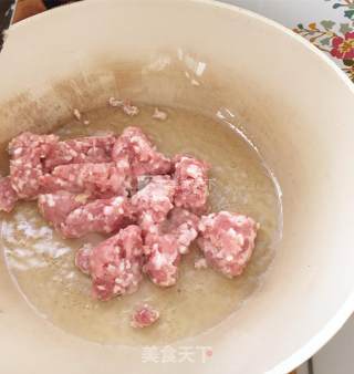 Stir-fried Capers with Minced Pork Vermicelli recipe