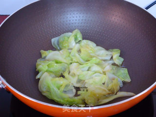 Fried Noodles with Cabbage recipe