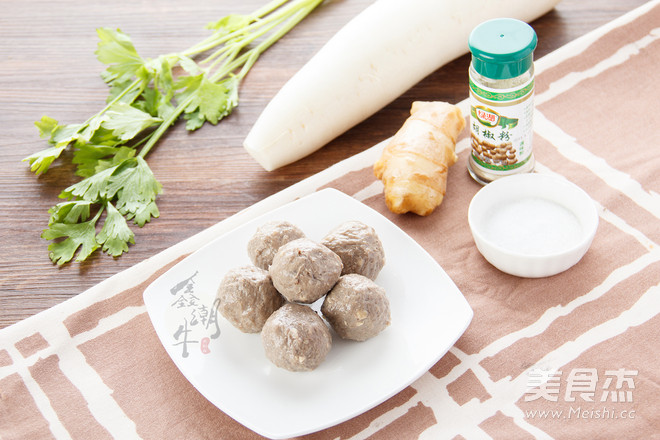 Beef Balls and White Radish Soup recipe