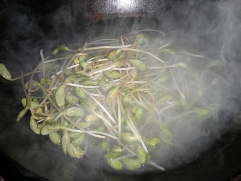 Peanut Tofu with Bean Sprouts recipe