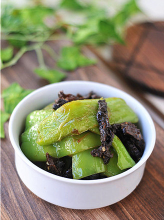 Stir-fried Dried Eggplant with Tiger Skin Pepper Sauce recipe