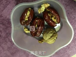 Red Dates with Walnuts recipe