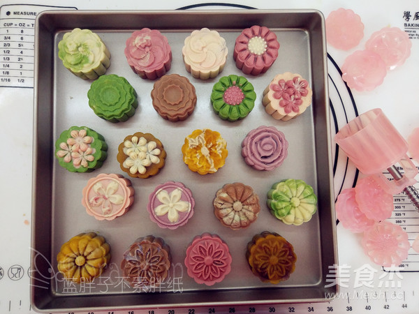 Super High-value Peach Mountain Skin Mooncakes recipe