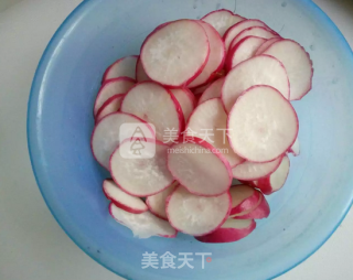 Red Radish in Cold Dressing recipe