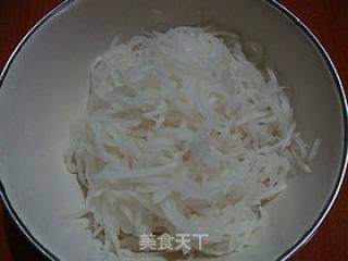 Sour and Spicy Appetizer Cold Dish------【sour and Spicy Carrot Shredded】 recipe