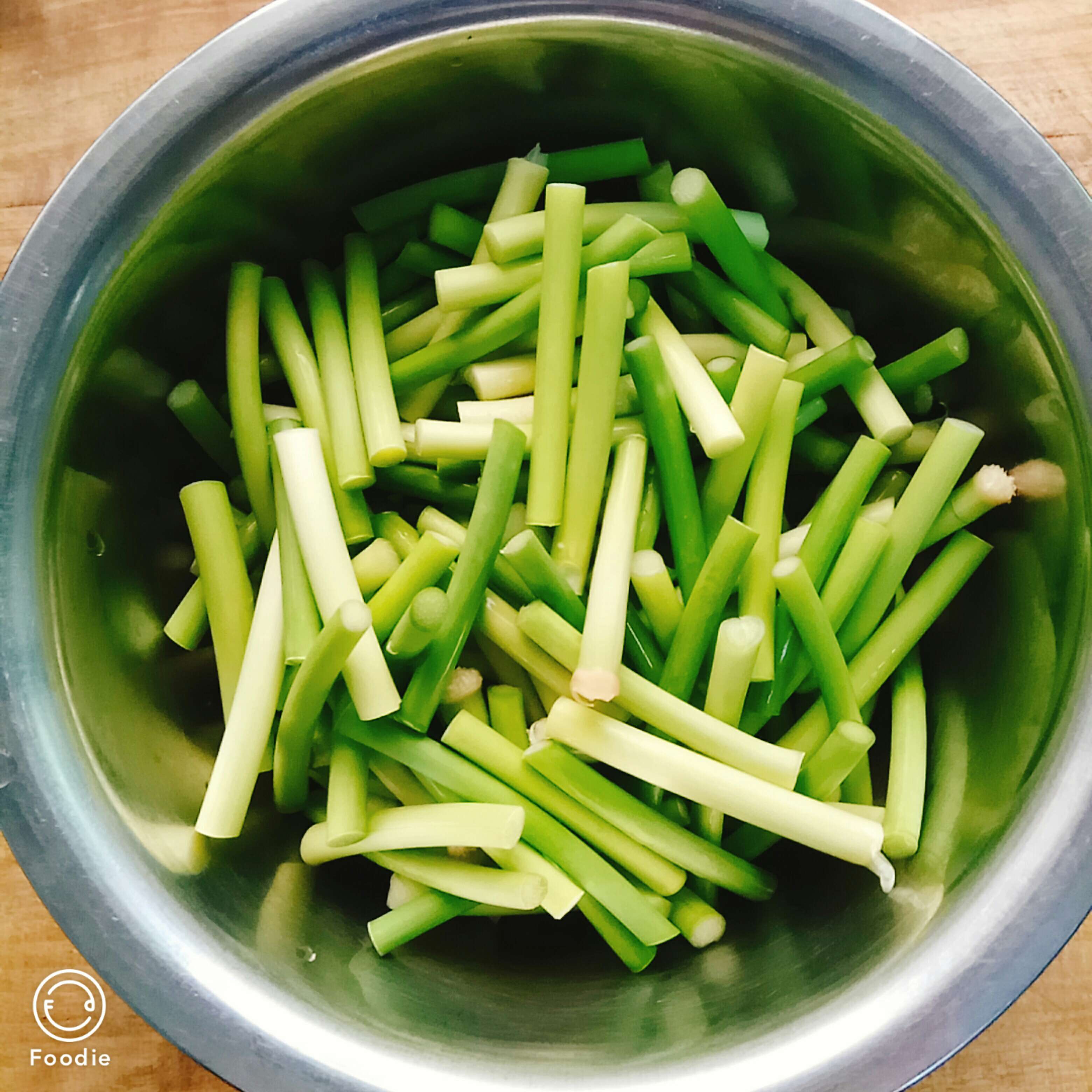 Fried Garlic Sprouts recipe