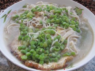 String Bean Hot Noodle Soup recipe