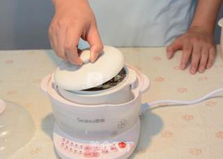White Fungus and Lotus Seed Soup recipe