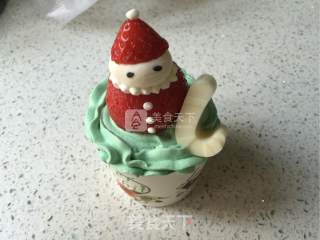 Christmas Cream Cupcakes recipe