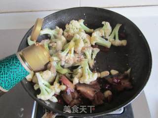 Stir-fried Cauliflower with Tempeh Bacon recipe