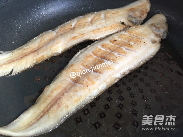 Pan-fried Tongue Fish recipe