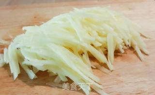 Shredded Potatoes with Pepper Oil recipe