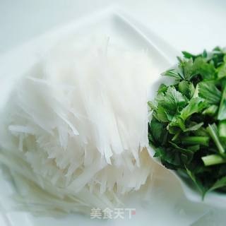 Vegetarian Stir-fried Shredded Radish recipe