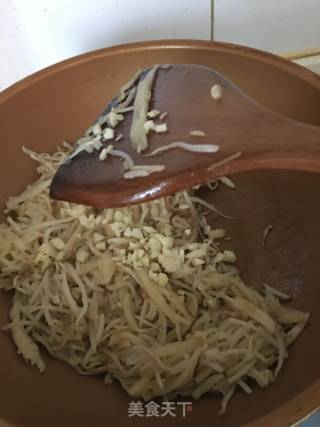 Fried Mung Bean Sprouts recipe