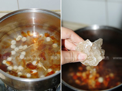 Stewed Peach Gum with American Ginseng and Lotus Seed recipe