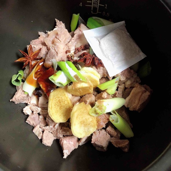 Tomato Beef Brisket Hot Pot Noodles recipe