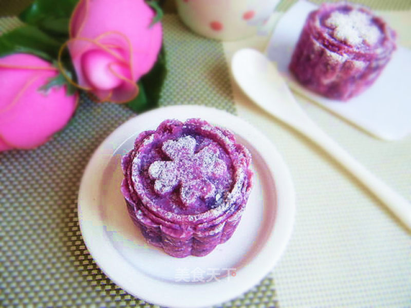 Salad Coconut Purple Potato Cake recipe