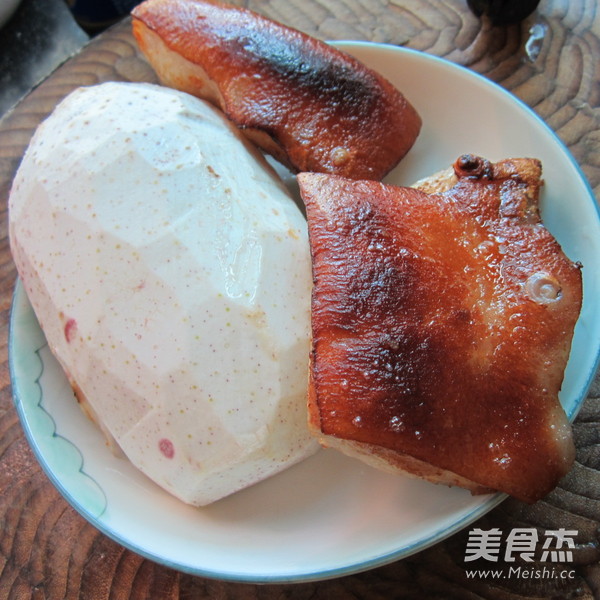 Taro Dongpo Pork recipe