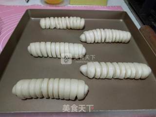 #aca烤明星大赛#caterpillar Bread recipe