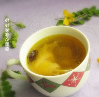 Astragalus and Red Date Chicken Soup
