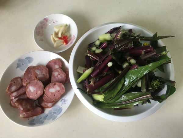 Stir-fried Cabbage with Red Sausage recipe