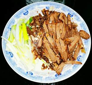 Stir-fried Braised Beef with Green Onions recipe