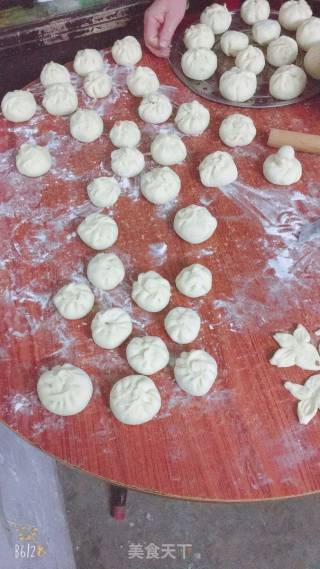 Cabbage Buns with Meat Buns recipe