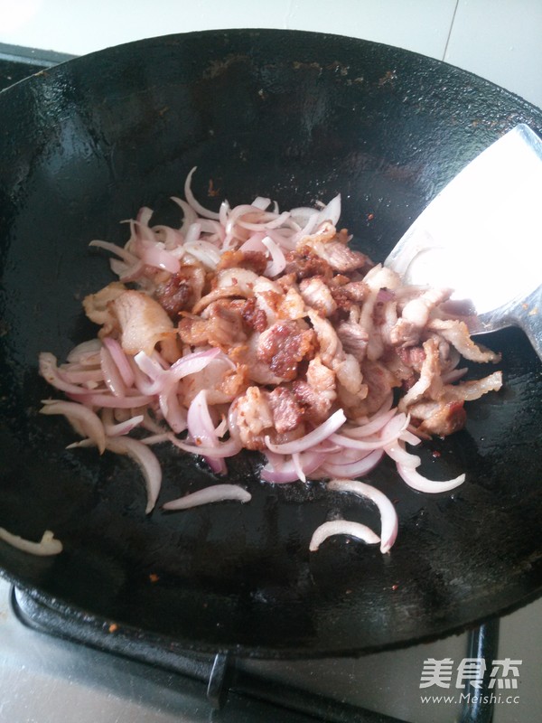 Twice-cooked Pork and Fried Onions recipe