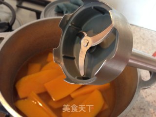 Scallop Pumpkin Soup recipe