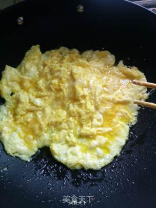 White Jade Jadeite Inlaid with Gold ~ Jade Egg Dumplings with Green Onion recipe