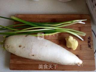 White Radish Hoof Soup recipe