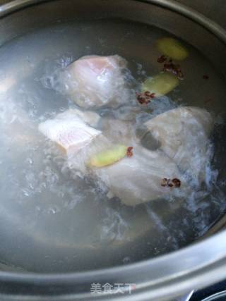 Shredded Chicken with Cucumber recipe